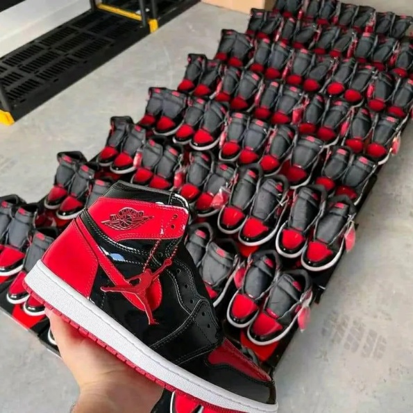 Buy Authentic Nike shoe pallets