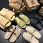 Buy yeezy slides pallets
