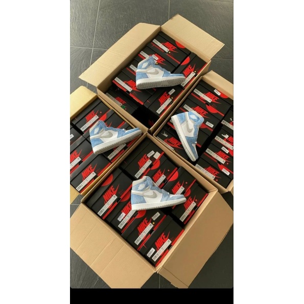 Buy Authentic Nike shoe pallets