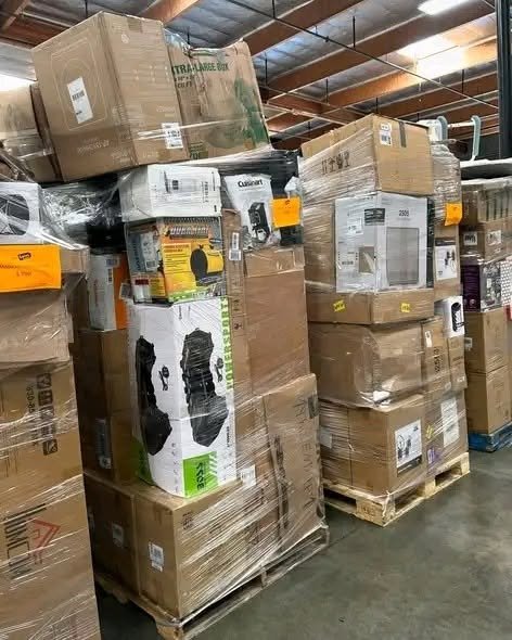 inspecting liquidation pallets before buying