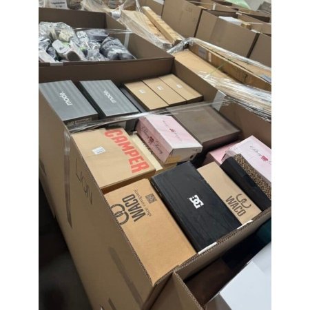 Buy Amazon Shoes Truckload 5